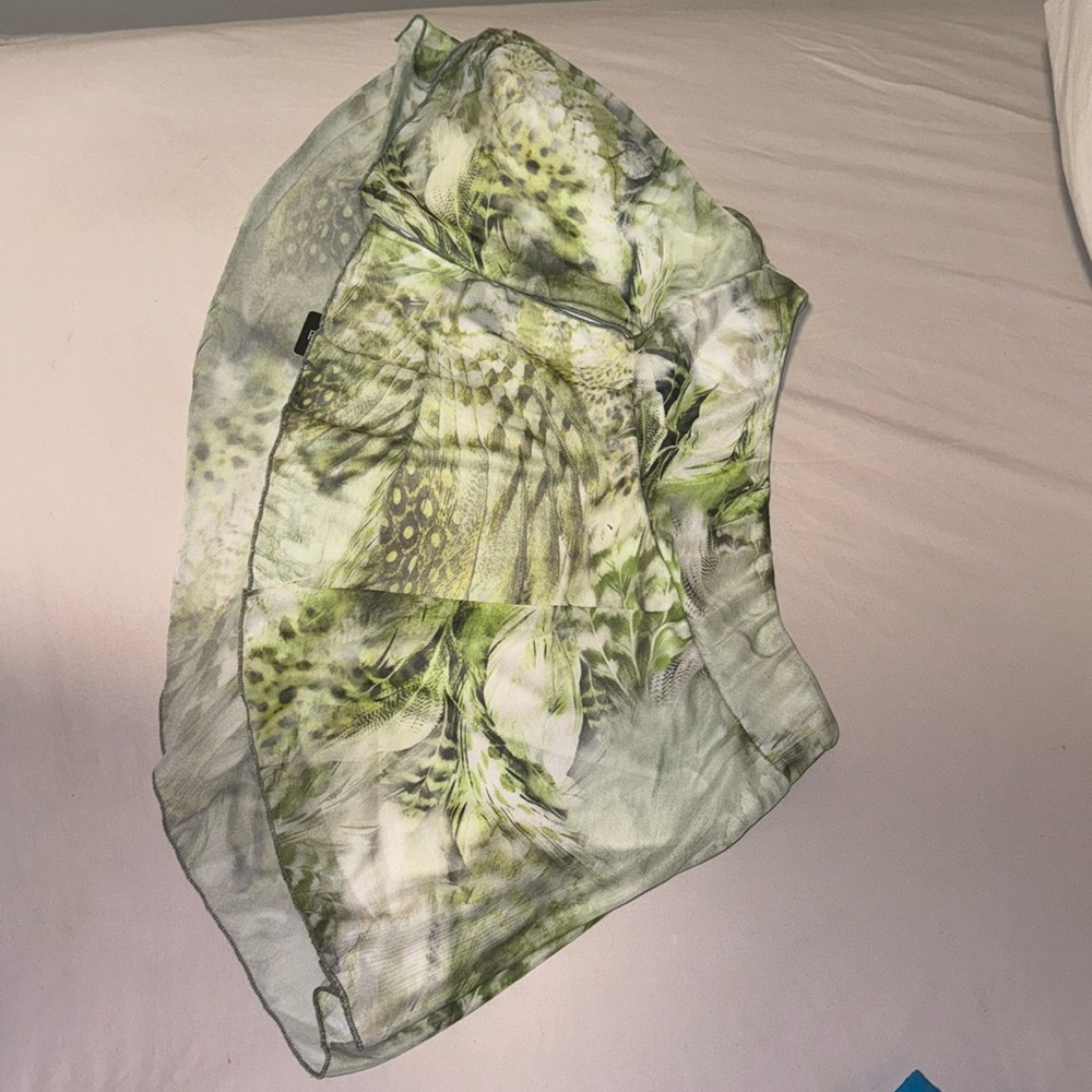 FASHIONNOVA MINI SKIRT